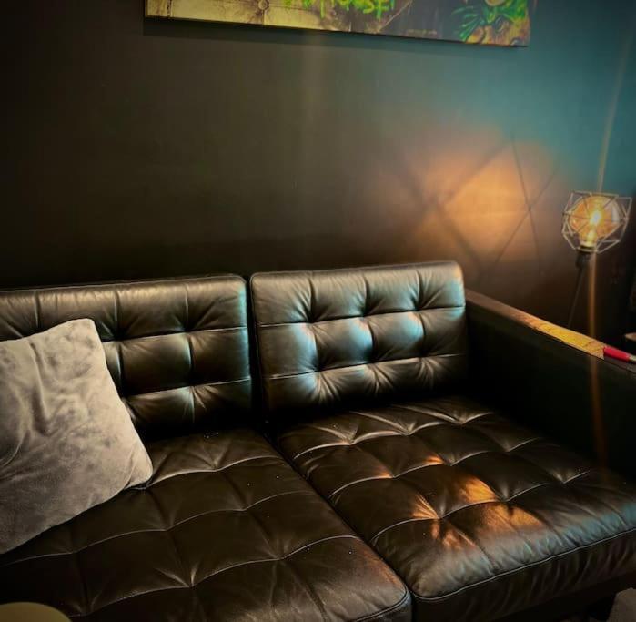 Stunning Luxury Croydon Apartment Gatwick Airport Close بورلي المظهر الخارجي الصورة