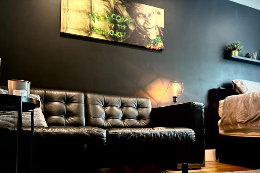 Stunning Luxury Croydon Apartment Gatwick Airport Close بورلي المظهر الخارجي الصورة