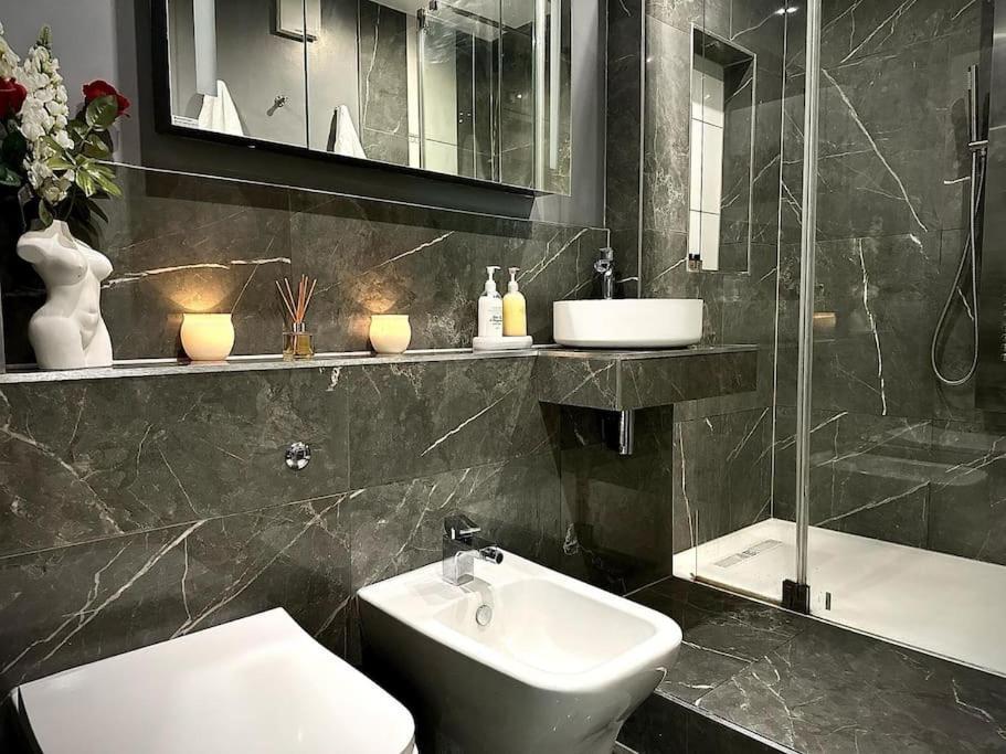 Stunning Luxury Croydon Apartment Gatwick Airport Close بورلي المظهر الخارجي الصورة